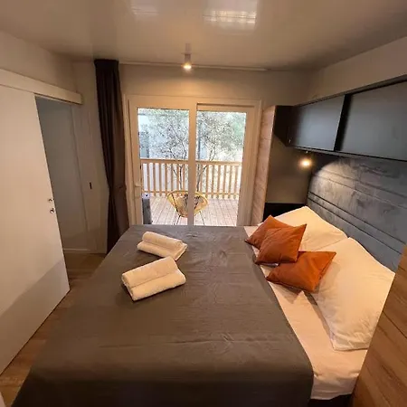 Mobile Bubamara פארק נופש